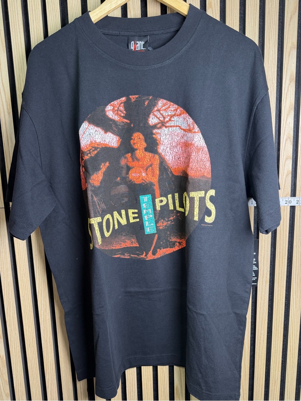 Stone Temple Pilots Giant Vintage tag